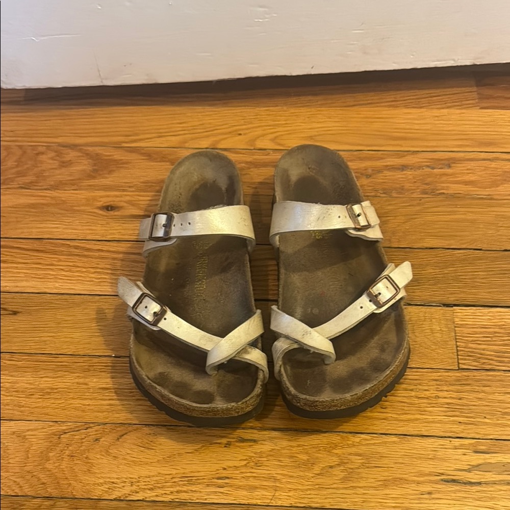 Birkenstock Sandals - Cream